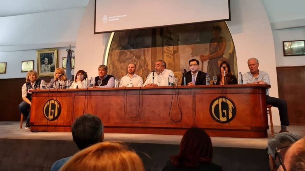 La deuda a las obras sociales vuelve a concentrar la atención de la CGT