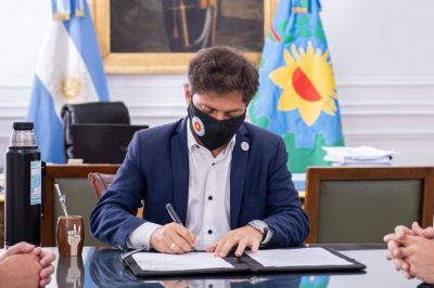 Axel Kicillof firm� la provincializaci�n del Hospital de San Vicente Ram�n Carrillo