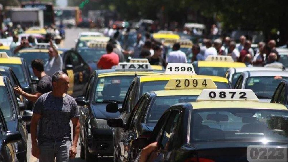 Polmica: un sector de taxistas marplatenses, a favor de la llegada de Uber