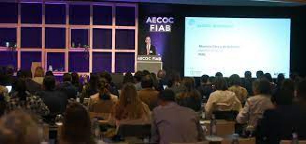 AECOC y FIAB analizan los desafíos empresariales para contribuir al impulso de una economía más sostenible
