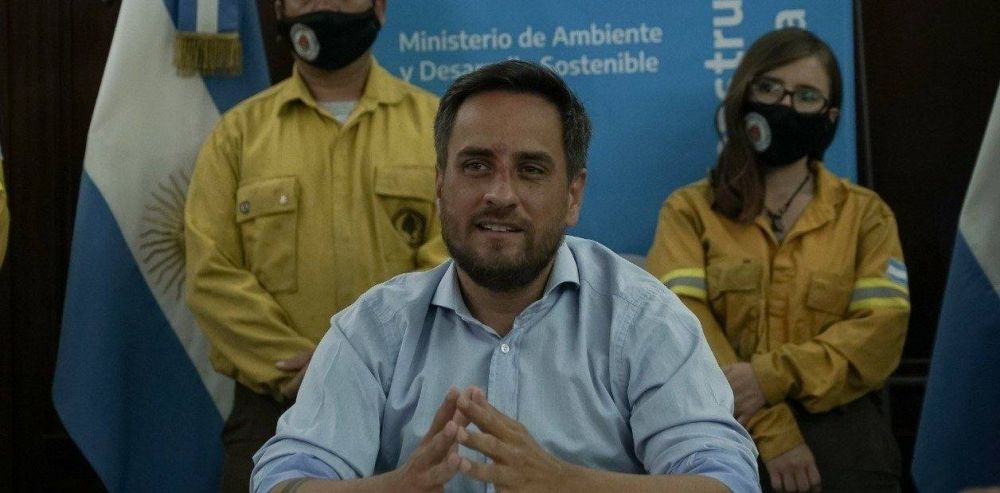 Piden interpelar a Juan Cabandi en Diputados y derogar la Ley de manejo del fuego