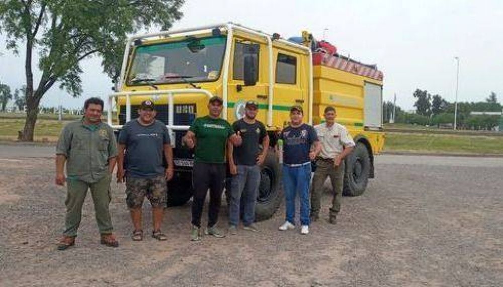 Salteños combaten el fuego en Corrientes: “Estamos en tres frentes y la situación es muy compleja”