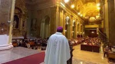 Mons. Barba celebr� los 55 a�os de la Renovaci�n Carism�tica Cat�lica