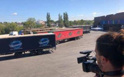 ¡Vamos Manaos! La empresa de bebidas de La Matanza envió 10 camiones con agua para Corrientes