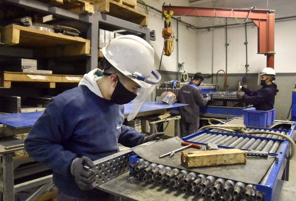 Segn la UIA, la actividad industrial cerr 2021 con un incremento del 15,4% y alcanz el mayor nivel desde 201