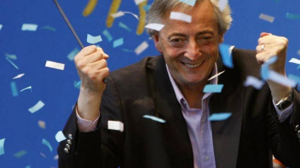 La Confederaci�n General del Trabajo homenaje� a N�stor Kirchner a 72 a�os de su nacimiento