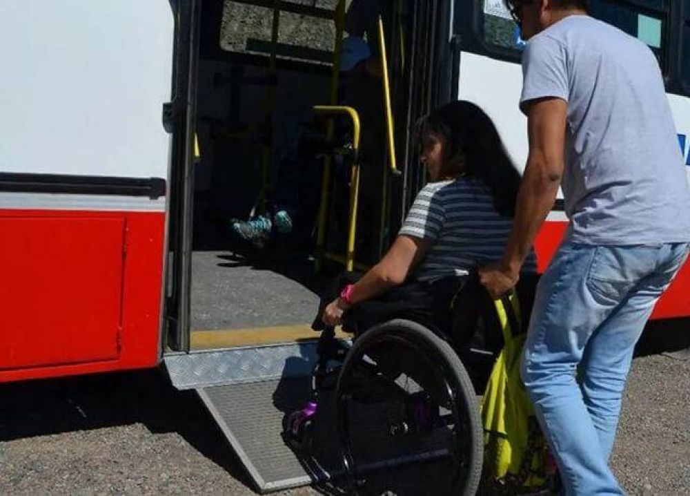El municipio entregar pases libres de transporte para personas con discapacidad