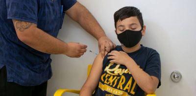 Provincia amplió la vacunación libre con terceras dosis a todos los mayores de 12 años