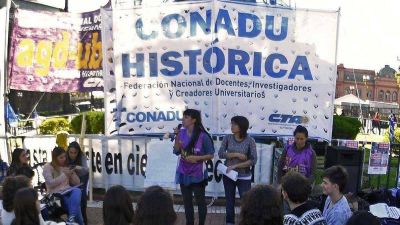 La izquierda busca disputar la conducción de la CONADU Histórica en las próximas elecciones y el oficialismo cierra filas detrás de Staiti