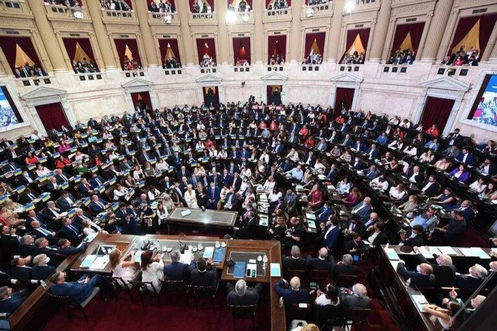 Encuesta: la mayor�a de los argentinos apoya el acuerdo con el FMI y cree que la oposici�n debe acompa�ar en el Congreso