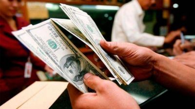 Acuerdo con el FMI: el d�lar oficial podr� moverse por debajo de la tasa de inflaci�n argentina