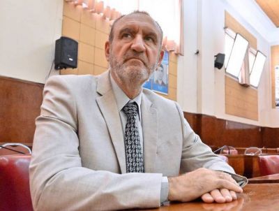 Dura crítica de Vito Amalfitano ante el inminente aumento del boleto de colectivo