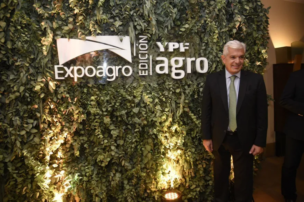 En Expoagro, Juli�n Dom�nguez dijo que �un acuerdo con el FMI permite salir de la cat�strofe inmediata�