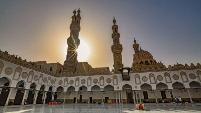 Egipto enviará 49 recitadores del Corán al extranjero en el mes del Ramadán
