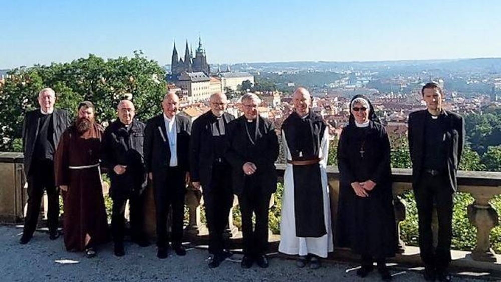 Ahora son los obispos nórdicos, quienes dicen a los alemanes que no quieran cambiar la fe de la Iglesia