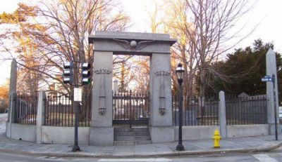 Hoy en la historia jud�a: La Corte de Rhode Island niega ciudadan�as a no protestantes