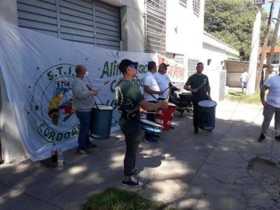 STIA Córdoba: protestas tras despidos de delegados en Danal Snacks