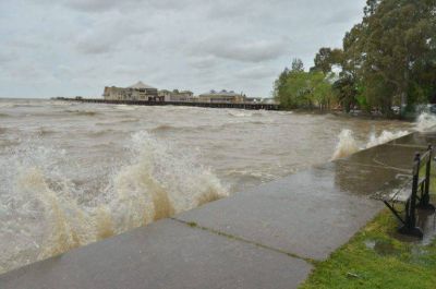 Alerta por una posible crecida del Rio de La Plata en la Ribera de Quilmes