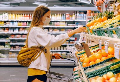 Guerra a la inflación: Kulfas dará el primer paso con supermercados y alimenticias