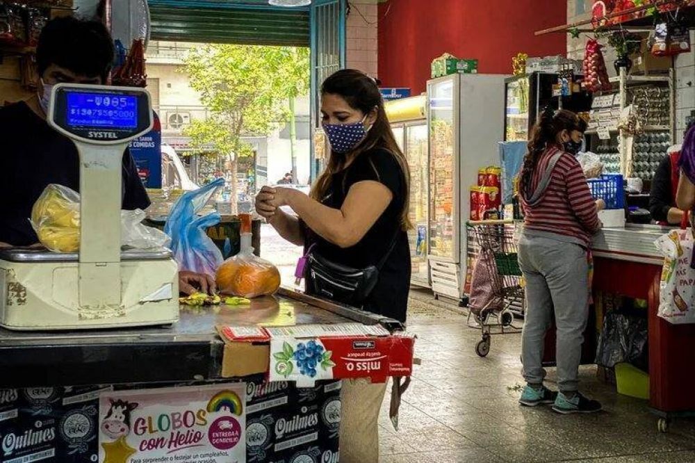 El Gobierno anunci� una canasta de precios cuidados para comercios de cercan�a con cr�ticas a empresas por �especular con la mesa de los argentinos�