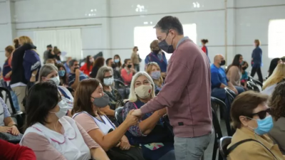 Gray otorg� insumos a instituciones educativas
