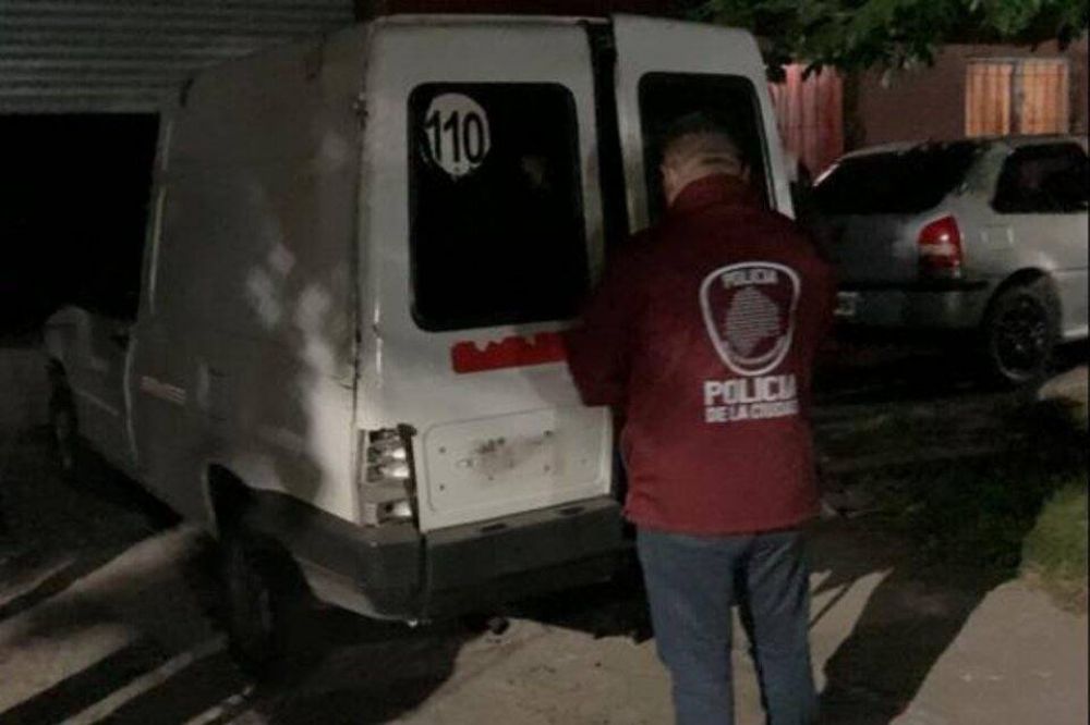 Varios detenidos y una pista pol�tica en el caso de los carteles contra Cristina Kirchner