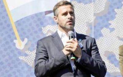 Un Intendente del FdT presiona para que el Congreso apruebe en su municipio la creaci�n de una universidad