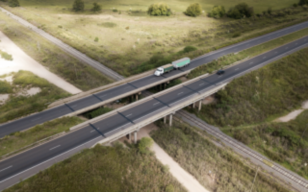 En qu� municipios: Provincia firm� los contratos para iniciar las obras en la Ruta Provincial 6