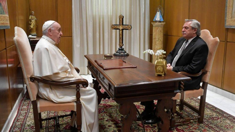 El Papa le envi una carta a Alberto Fernndez: pidi soluciones a los problemas que afligen a los ms dbiles y descartados
