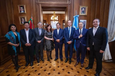 Cristina Kirchner se reunió con Luis Arce en el Senado