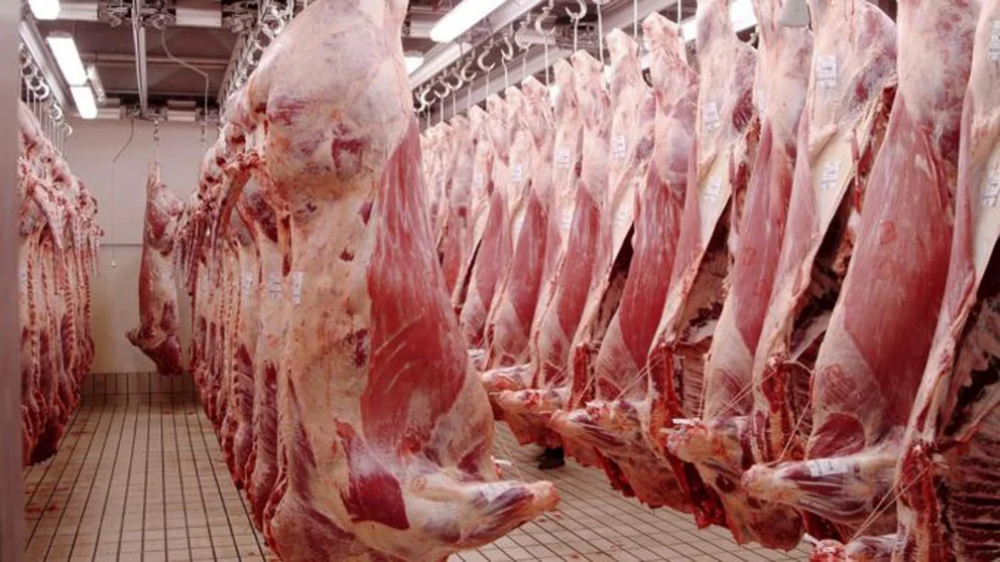 El Gobierno amenaza con frenar las exportaciones de los frigorficos que no cumplan con acuerdos de precios de carne