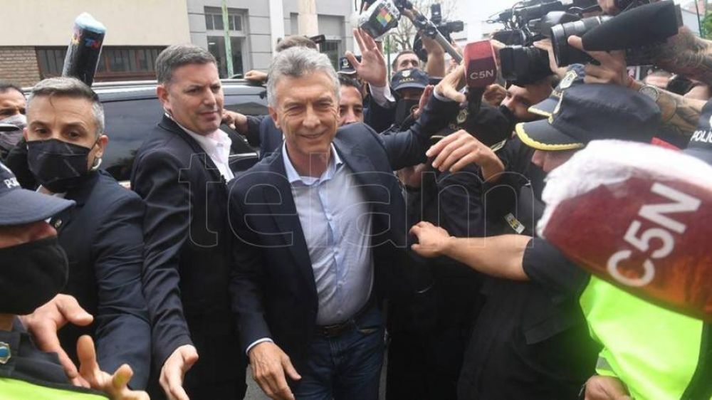 La querella prepara una denuncia contra Macri por 