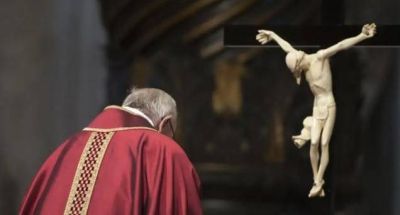 Familias de Ucrania y Rusia escriben esta meditaci�n del V�a Crucis con el Papa