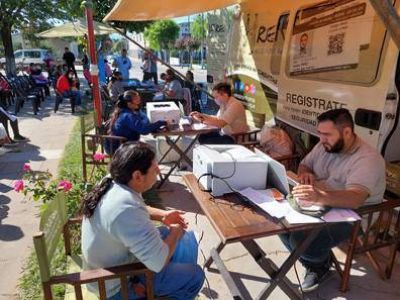 M�s de 1.100 trabajadores alcanzados por el operativo de registraci�n del RENATRE
