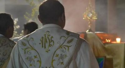 Hoy Jueves Santo tambi�n se celebra el d�a del sacerdote