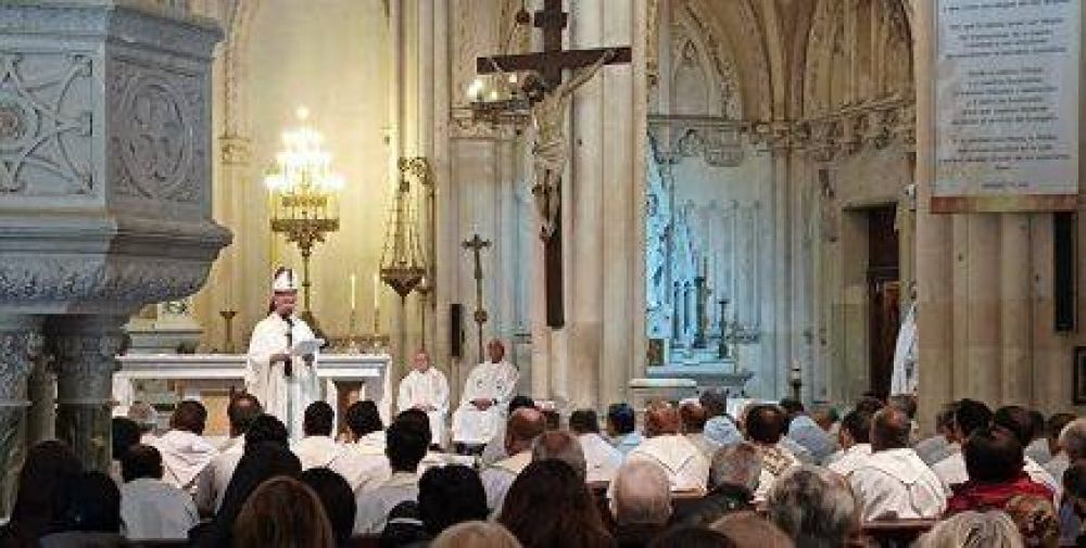 Mons. Scheinig anuncia la convocatoria a un Snodo Arquidiocesano sobre la catequesis