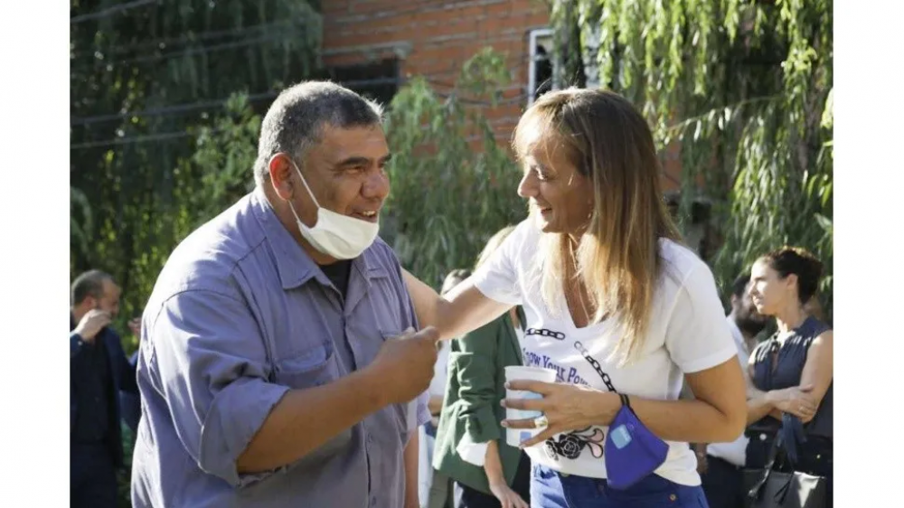 AySA junto a Coca-Cola trabajan para llevar agua potable al barrio Las Tunas