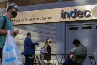 Para los trabajadores del INDEC el salario m�nimo deber�a superar los 145 mil pesos para cumplir su funci�n constitucional