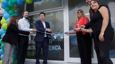 Se inauguró la sede UNaB en Esteban Echeverría