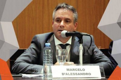 DAlessandro: Los fondos que estamos reclamando surgen de la Constitucin