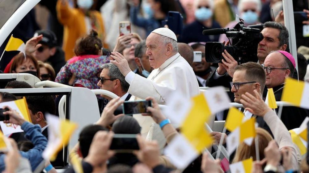 El Papa explica por qué no viaja a Ucrania: 