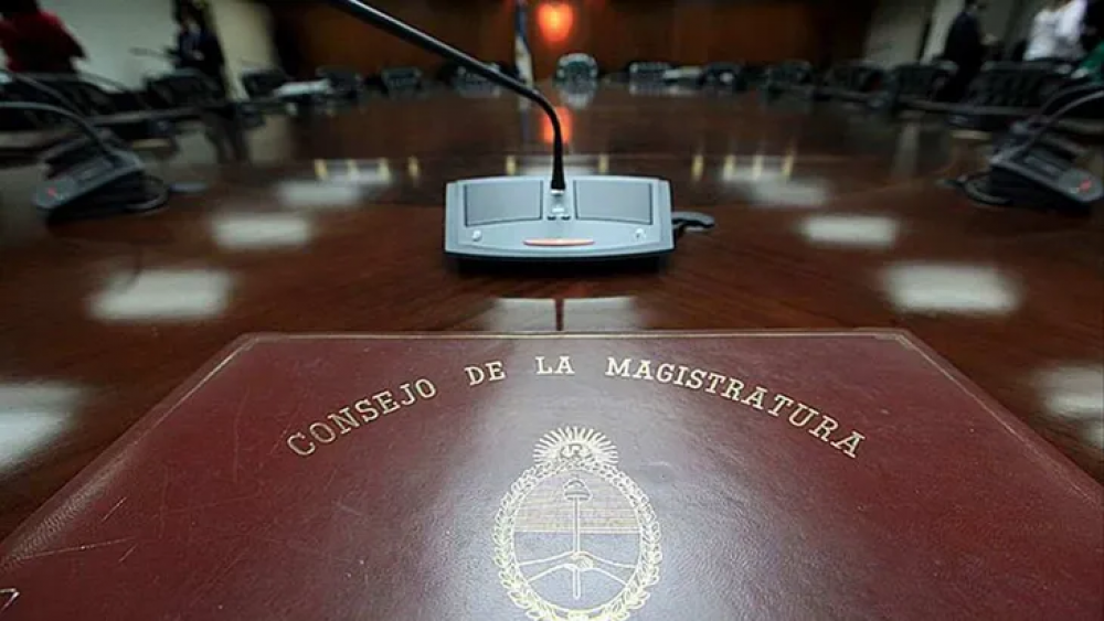 Despu�s del �samba�, el Consejo baja el perfil