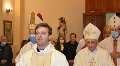 Santa Teresita de Bahía Blanca tiene nuevo párroco