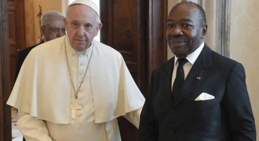 El Papa recibe al presidente de este pas africano que tendr nuevo Nuncio Apostlico