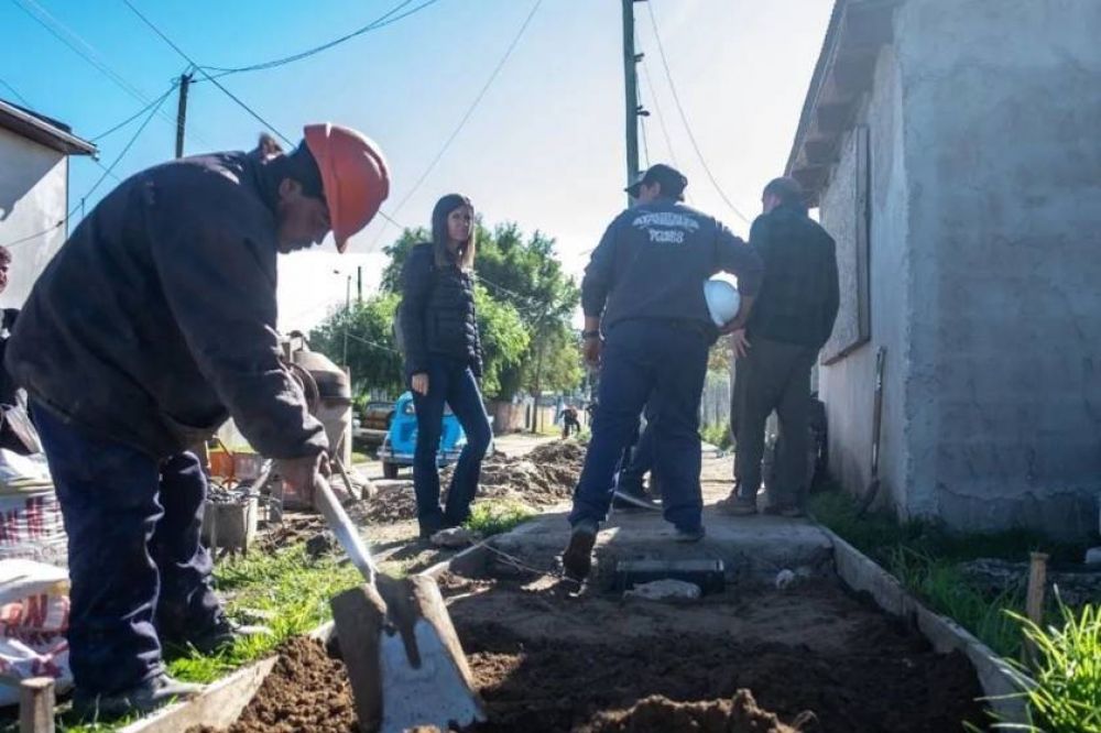 Raverta en Mar del Plata: acompa a trabajadores y recorri barrios para dialogar con vecinos