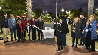 Zamora acompañó a la comunidad de Benavídez en los festejos por el 93° aniversario de la localidad