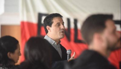 La UCR bonaerense sali� a bancar a Morales ante las cr�ticas de la UTEP
