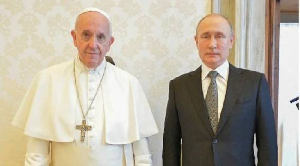 El papa Francisco habló sobre la invasión a Ucrania: “Putin no se detiene, estoy dispuesto a reunirme con él en Moscú”