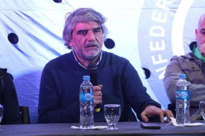 Walter Correa: Hay que revisar la jornada laboral y necesitamos que el gobierno ayude al salario por decreto