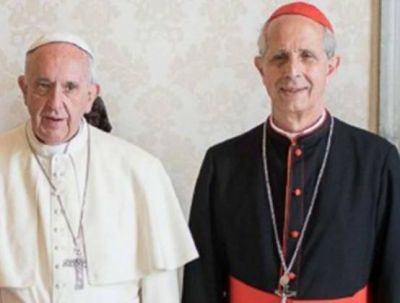 El arzobispo de Buenos Aires relató en un video su encuentro con el papa Francisco: “Está siempre rezando por la Argentina”